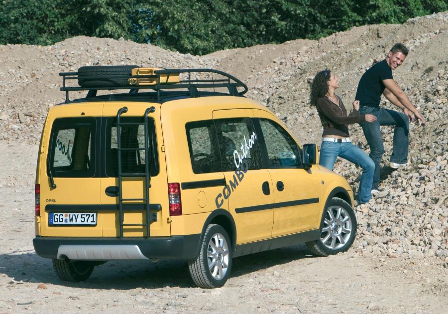  Opel Combo OutDoor Study 2004 года  (фото 4 из 4)